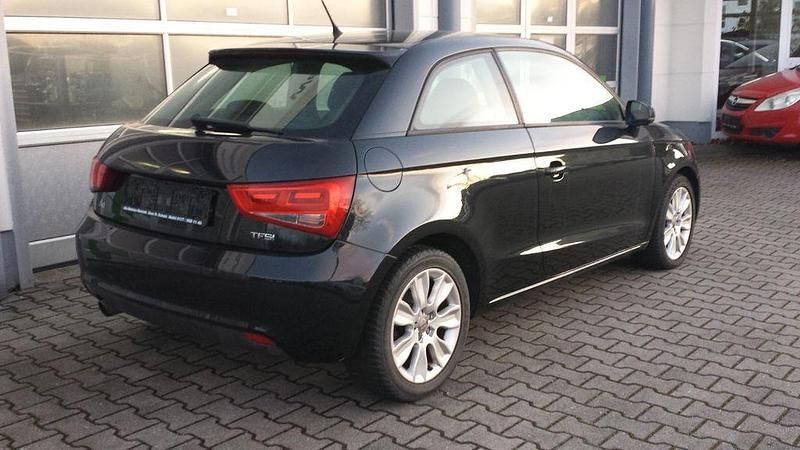Gebraucht Audi A1 Ambition 86 PS (63 kW) 2011 Schwarz Kleinwagen