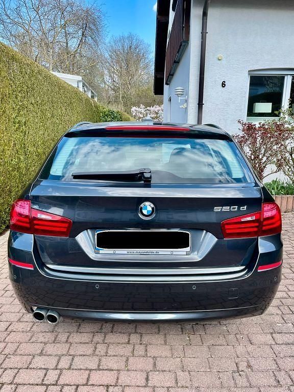Usata BMW 520 184 CV (135 kW) 2014 Nero Station wagon