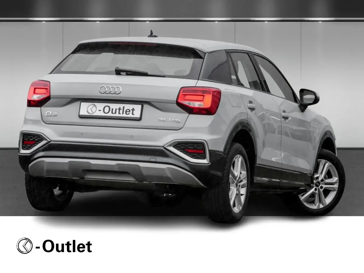 Gebraucht Audi Q2 Advanced Plus 150 PS (110 kW) 2022 Grau SUV