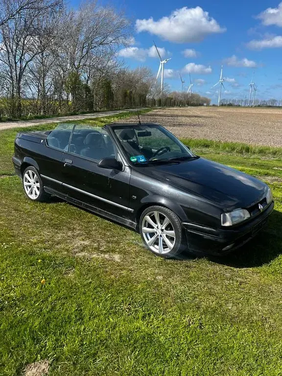 Usata Renault 19 90 CV (66 kW) 1994 Cabrio