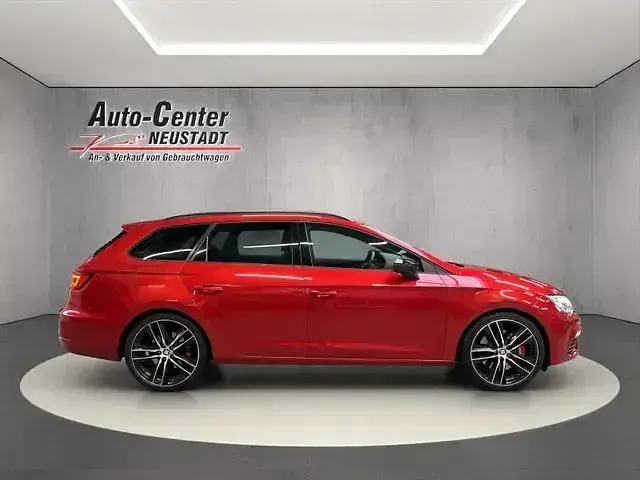 Używany Seat Leon ST CUPRA 301 KM (221 kW) 2017 Czerwony Kombi