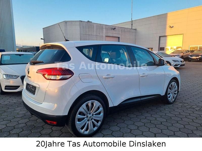 Gebraucht Renault Scénic IV 116 PS (85 kW) 2017 Gletscherweiss Van / Kleinbus