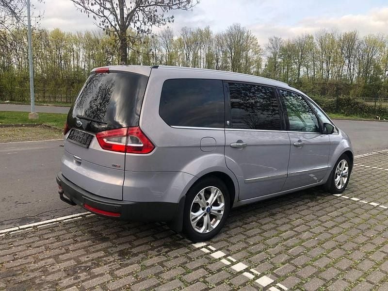 Gebraucht Ford Galaxy Ghia 140 PS (102 kW) 2010 Grau Van / Kleinbus