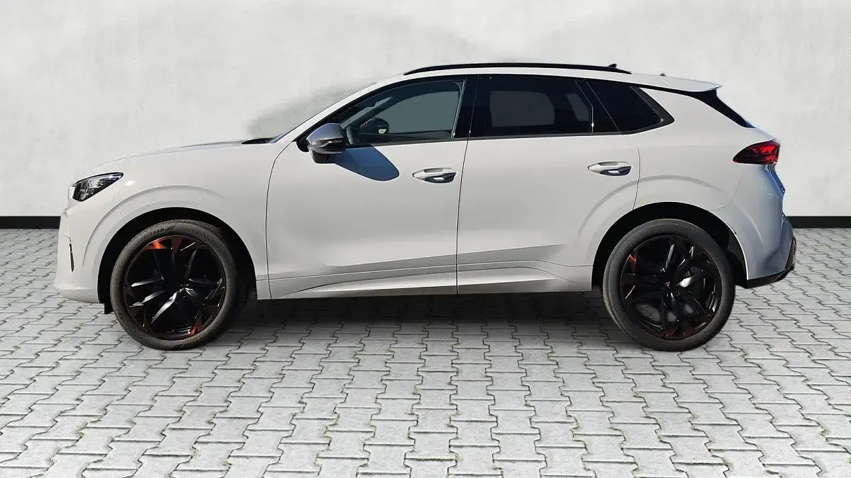 Neu Cupra Terramar 150 PS (110 kW) 2025 Moonwhite metallic SUV