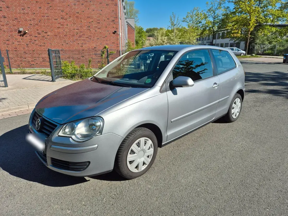 Używany VW Polo Trendline 55 KM (40 kW) 2006 Srebrny Hatchback