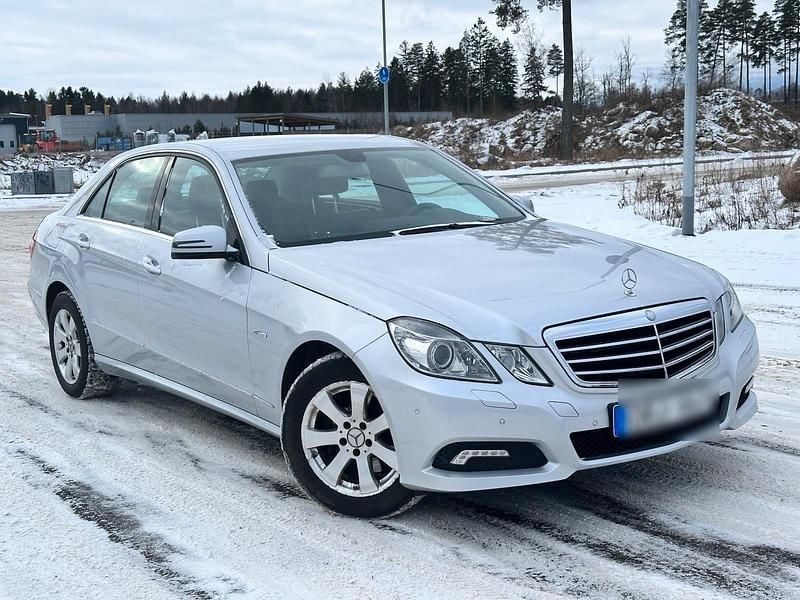 Gebraucht Mercedes E350 292 PS (214 kW) 2010 Silber Limousine
