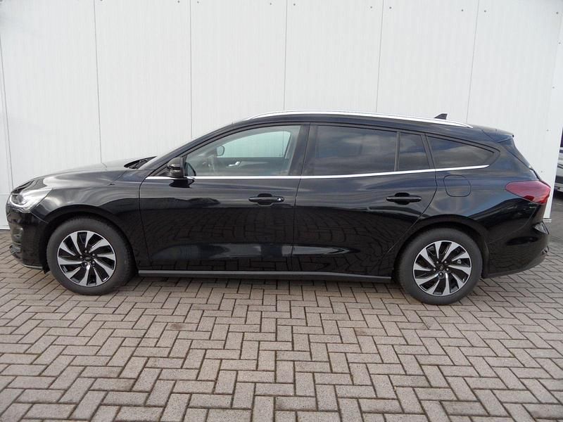 Gebraucht Ford Focus Titanium 125 PS (91 kW) 2024 Schwarz metallic