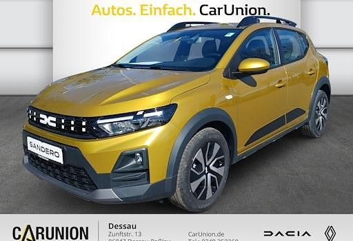 Neu Dacia Sandero Expression 110 PS (80 kW) 2026 Gelb Limousine