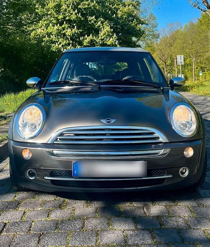 Grau Gebraucht 2005 Mini Cooper Kleinwagen | 2.699 € (Superpreis) - Bild 1/4