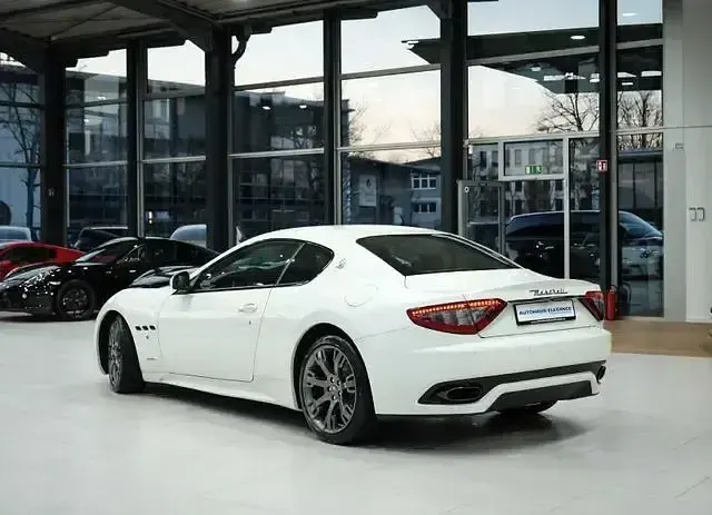Gebraucht Maserati Granturismo 460 PS (338 kW) 2016 Bianco eldorado Coupé