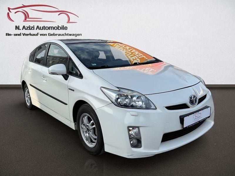 Gebraucht Toyota Prius Executive 99 PS (72 kW) 2010 White pearl cs Kleinwagen