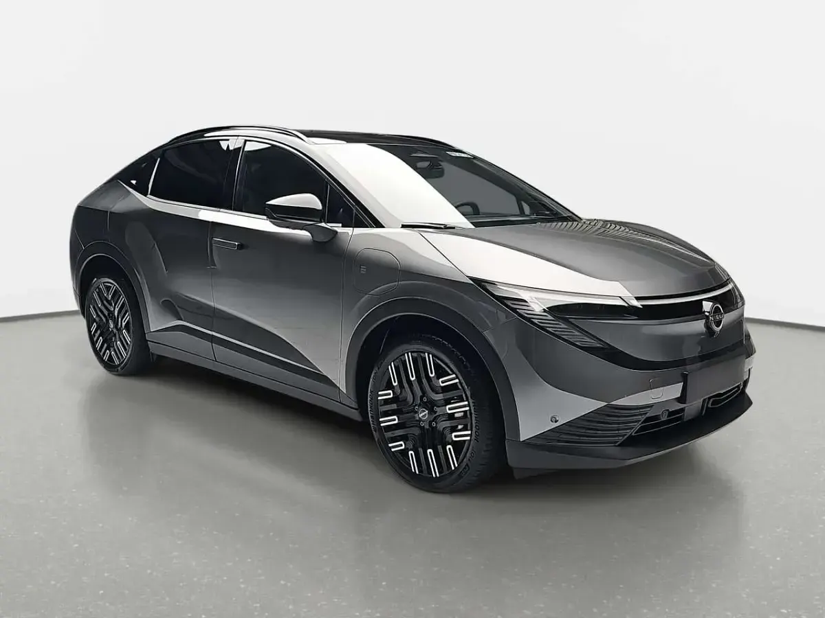 Neu Nissan Leaf Evolve 160 kW (218 PS) 2026 Dark grey / black metallic SUV