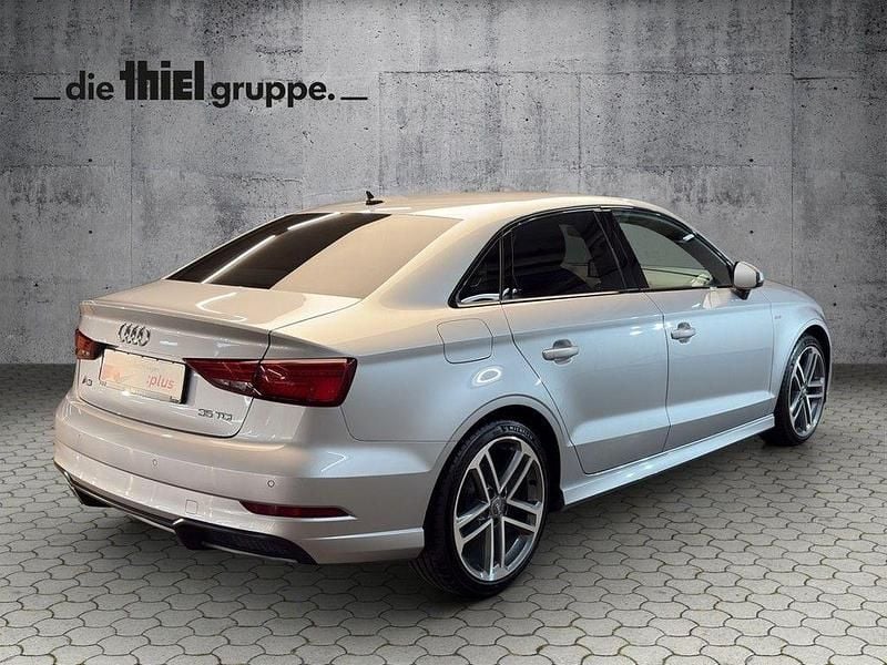 Gebraucht Audi A3 S-Line 150 PS (110 kW) 2019 Silber Limousine