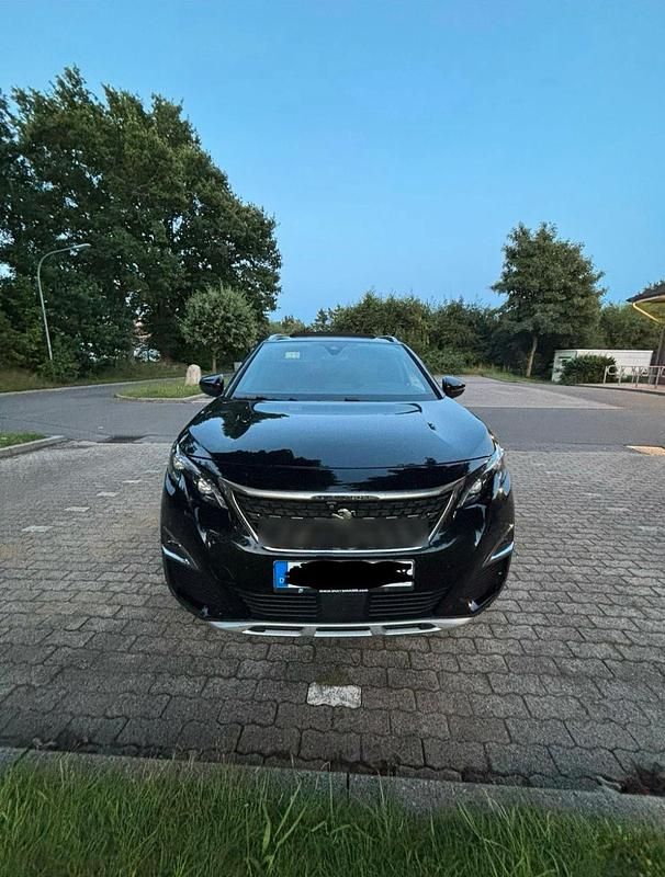 Schwarz Gebraucht 2018 Peugeot 5008 Van / Kleinbus | 17.700 € - Bild 1/4