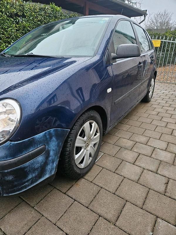 Gebraucht VW Polo 64 PS (47 kW) 2004 Blau Kleinwagen