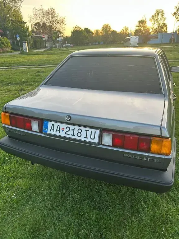 Gebraucht VW Santana 90 PS (66 kW) 1985 Grau Limousine