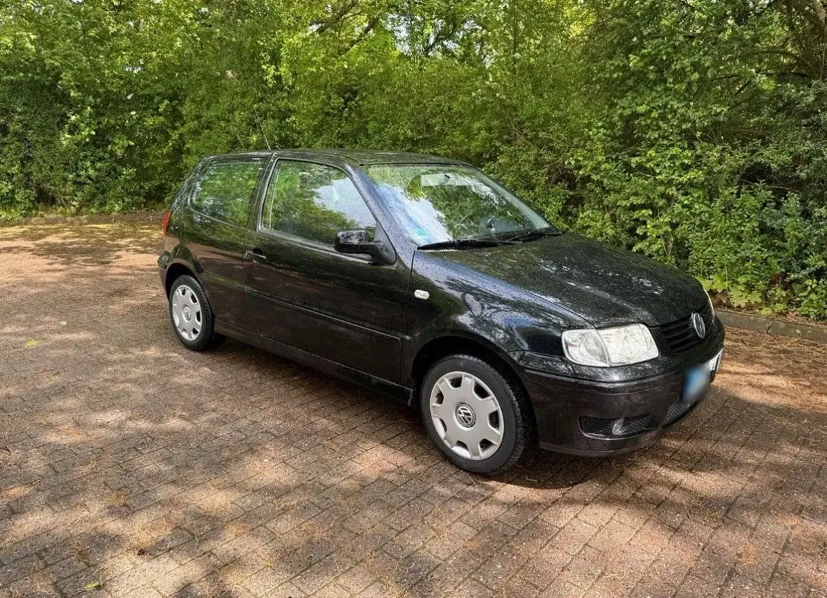 Gebraucht VW Polo Basis 60 PS (44 kW) 2000 Schwarz Kleinwagen