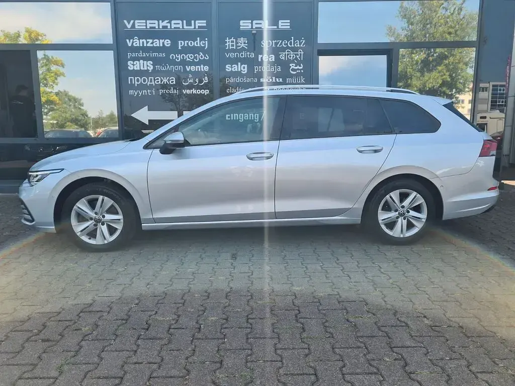 Gebraucht VW Golf VIII Life 116 PS (85 kW) 2021 Silber Limousine