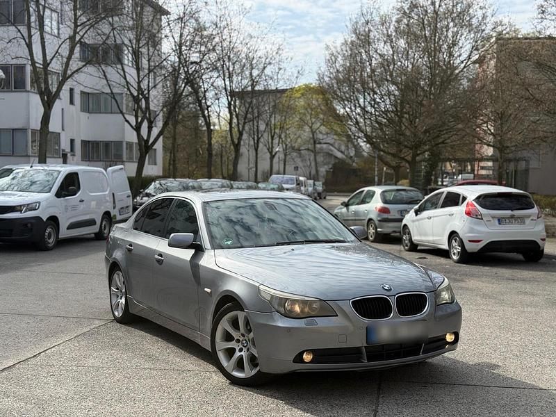 Gebraucht BMW 520 172 PS (126 kW) 2004 Andere farben Limousine