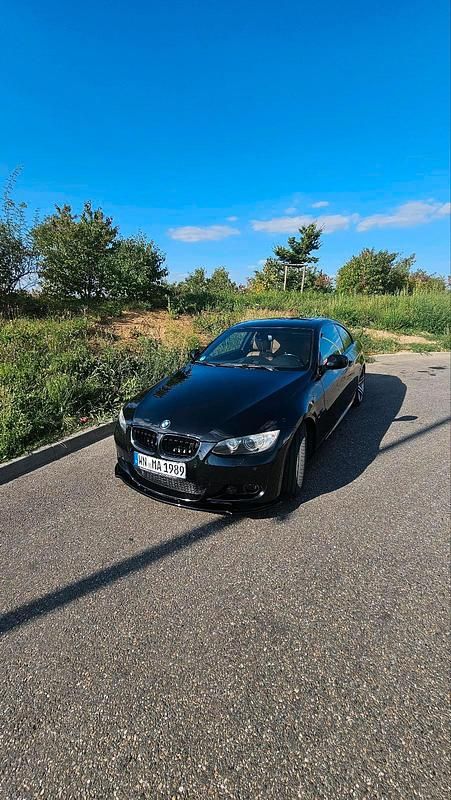 Schwarz Gebraucht 2009 BMW 335 M Sport Coupé | 15.500 € (Fairer Preis) - Bild 1/4