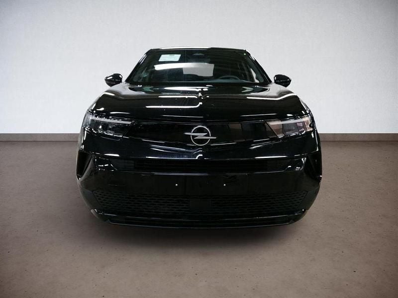 Gebraucht Opel Mokka 131 PS (96 kW) 2025 Lackierung schwarz perla nera/ SUV