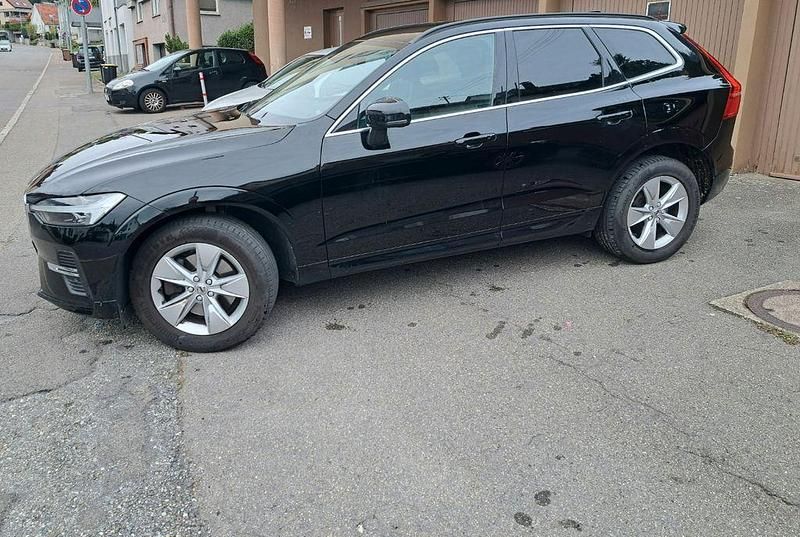 Gebraucht Volvo XC60 197 PS (144 kW) 2022 Schwarz SUV