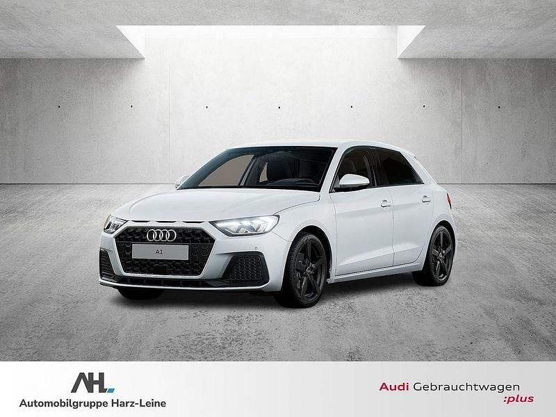 Weiß Gebraucht 2024 Audi A1 Sportback Advanced Kleinwagen | 26.225 € (Etwas zu teuer) - Bild 1/4