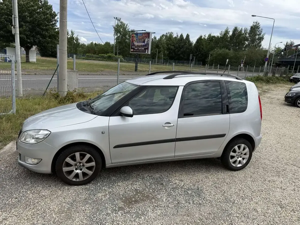 Gebraucht Skoda Roomster Style 86 PS (63 kW) 2010 Silber Van / Kleinbus