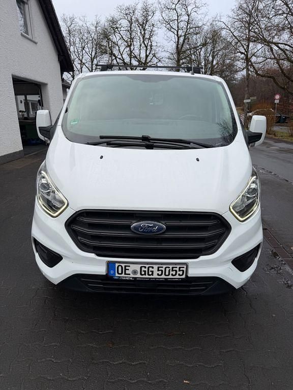 Gebraucht Ford Transit Custom 105 PS (77 kW) 2019 Weiß Van / Kleinbus