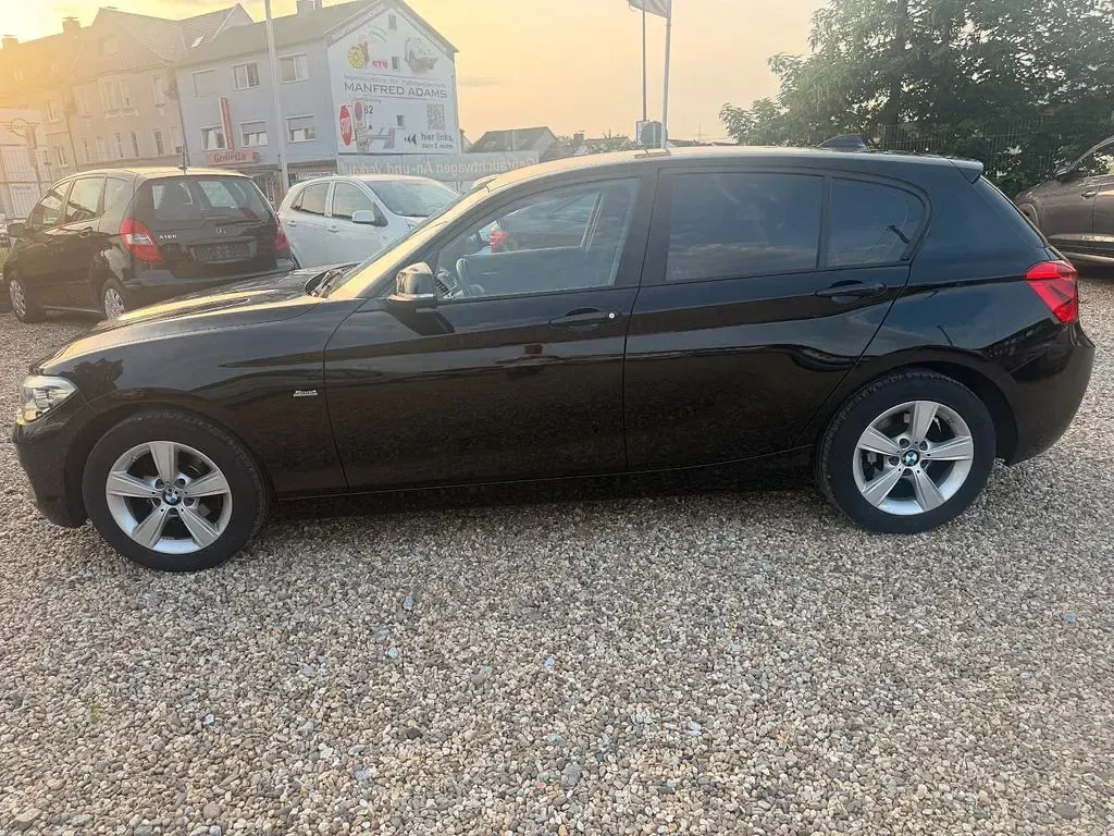 Gebraucht BMW 116 Advantage 116 PS (85 kW) 2016 Schwarz Kleinwagen
