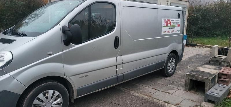 Gebraucht Renault Trafic 120 PS (88 kW) 2008 Grau Van / Kleinbus