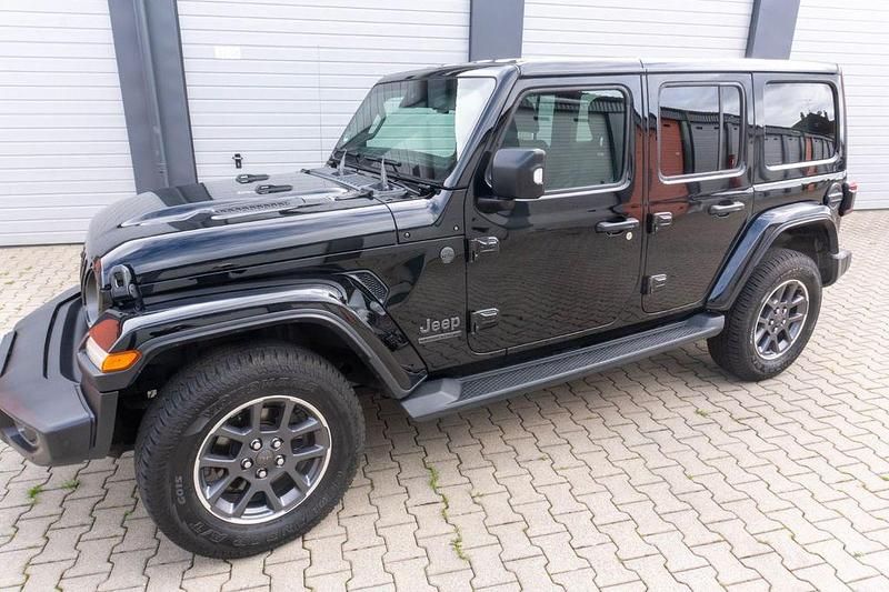 Schwarz Gebraucht 2021 Jeep Wrangler 80th Anniversary SUV | 45.900 € (Fairer Preis) - Bild 1/4