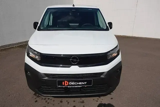 Gebraucht Opel Combo Basis 102 PS (75 kW) 2026 Weiß Van / Kleinbus