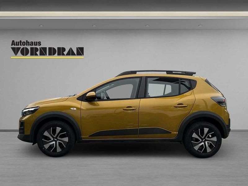 Neu Dacia Sandero Expression 110 PS (80 kW) 2025 Gold Limousine