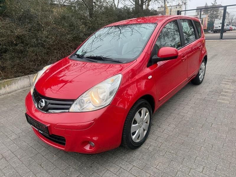Gebraucht Nissan Note Acenta 88 PS (64 kW) 2010 Rot Limousine