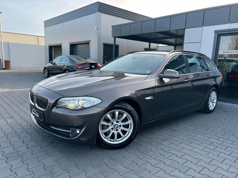 Gebraucht BMW 520 184 PS (135 kW) 2013 Braun Kombi