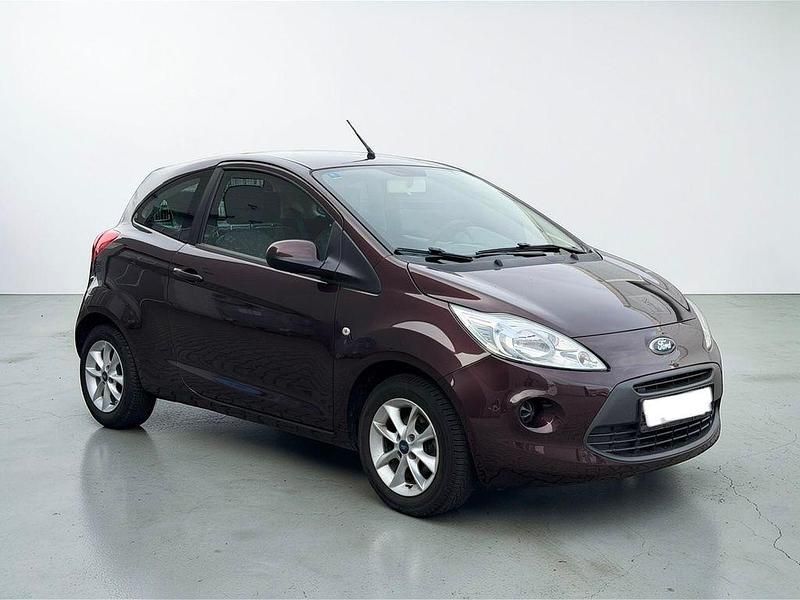 Gebraucht Ford Ka Cool & Sound Edition 69 PS (50 kW) 2016 Rot Kleinwagen