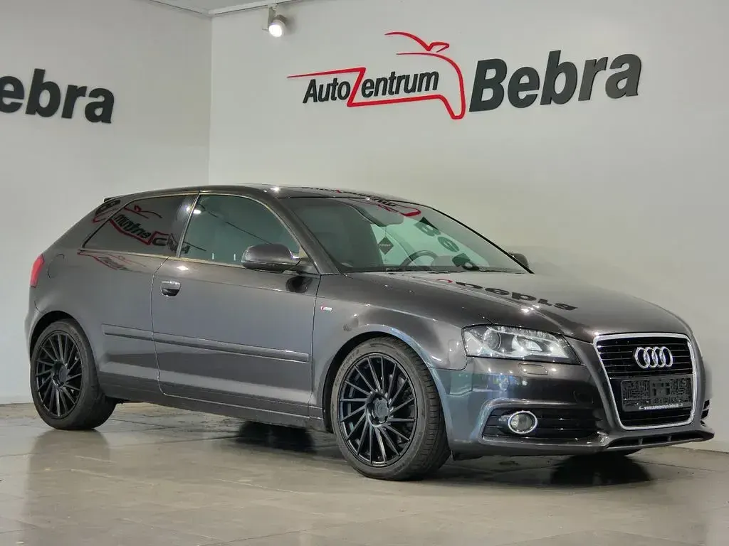 Gebraucht Audi A3 S-Line 200 PS (147 kW) 2011 Grau Kleinwagen