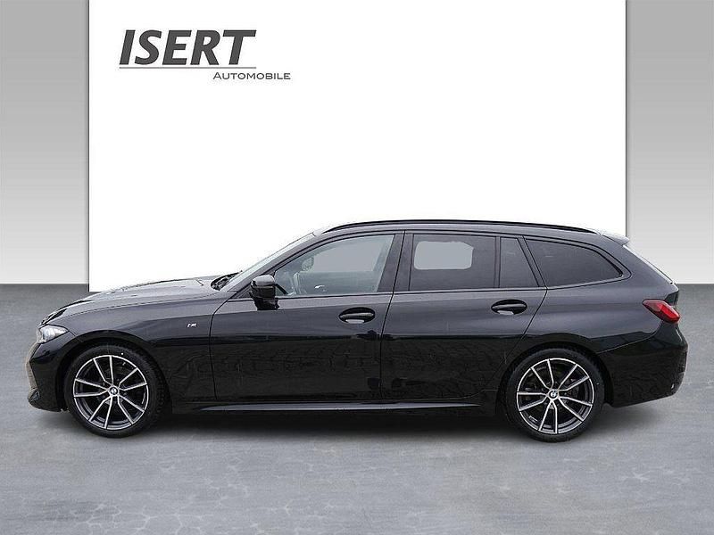 Gebraucht BMW 318 M Sport 156 PS (114 kW) 2023 Schwarz Kombi