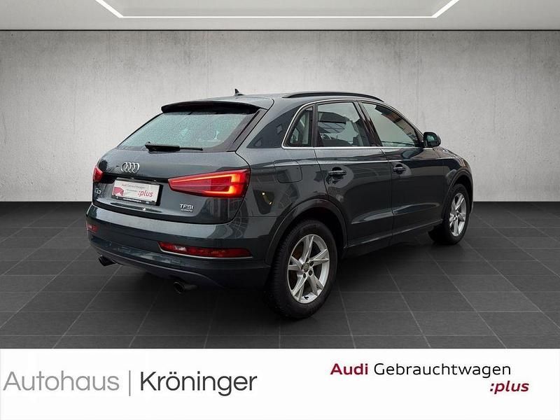 Gebraucht Audi Q3 Sport 220 PS (161 kW) 2017 Camouflagegruen metallic SUV