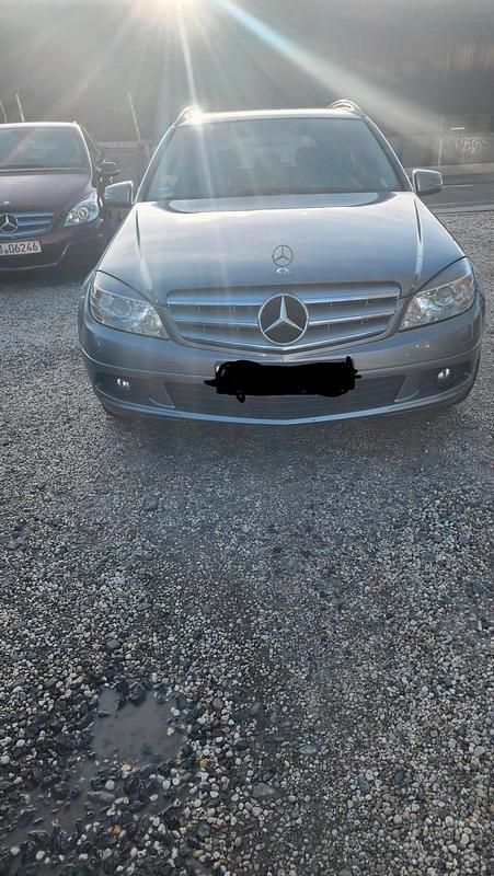 Gebraucht Mercedes C220 170 PS (125 kW) 2008 Silber Kombi