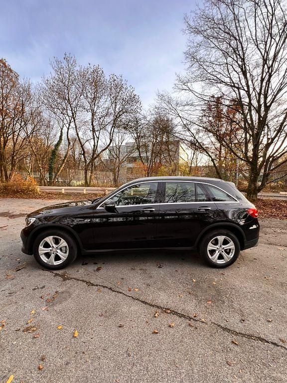 Gebraucht Mercedes GLC220 Exclusive 170 PS (125 kW) 2016 Schwarz SUV