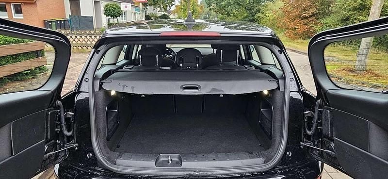Schwarz Gebraucht 2020 Mini One D Clubman Kombi | 13.000 € (Superpreis) - Bild 1/4