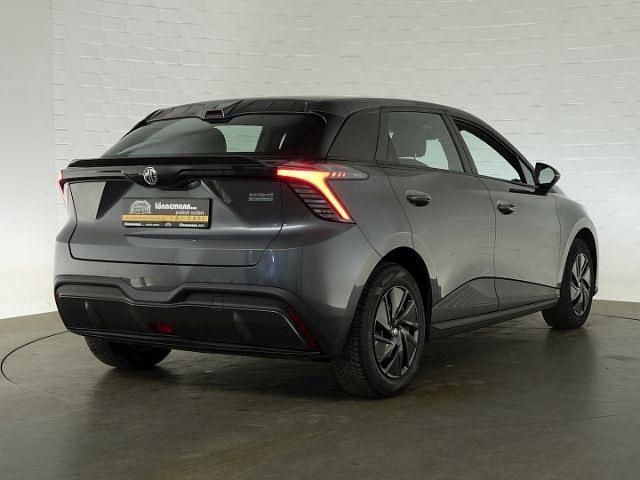 Gebraucht MG MG4 EV 125 kW (170 PS) 2022 Weiß Kleinwagen