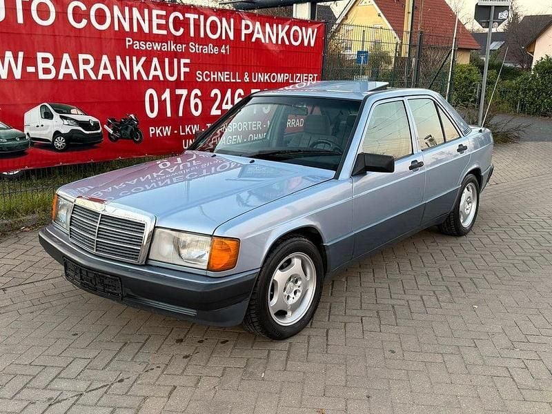 Silber Gebraucht 1993 Mercedes 190 Limousine | 6.900 € - Bild 1/4