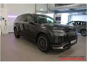 Neu Hyundai Ioniq 9 225 kW (307 PS) 2026 Grau (nocturne grey / met) SUV