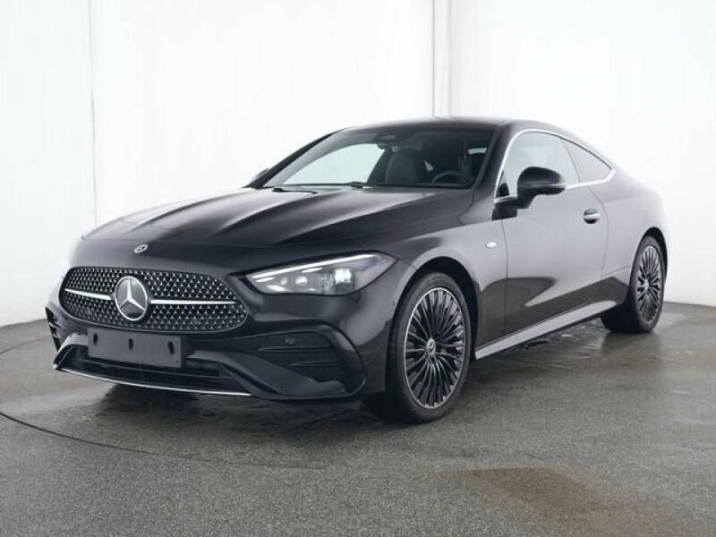 Gebraucht Mercedes E300 204 PS (150 kW) 2025 Lack obsidianschwarz (metallic) Coupé