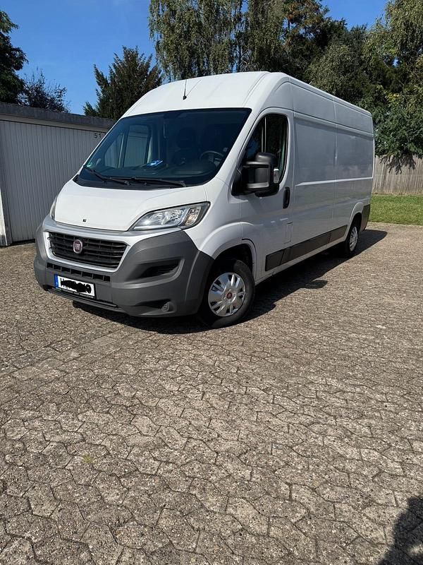 Weiß Gebraucht 2015 Fiat Ducato Van | 8.900 € (Teuer) - Bild 1/4