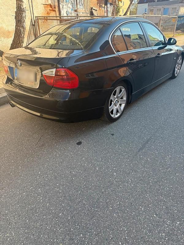 Gebraucht BMW 325 218 PS (160 kW) 2006 Schwarz Limousine