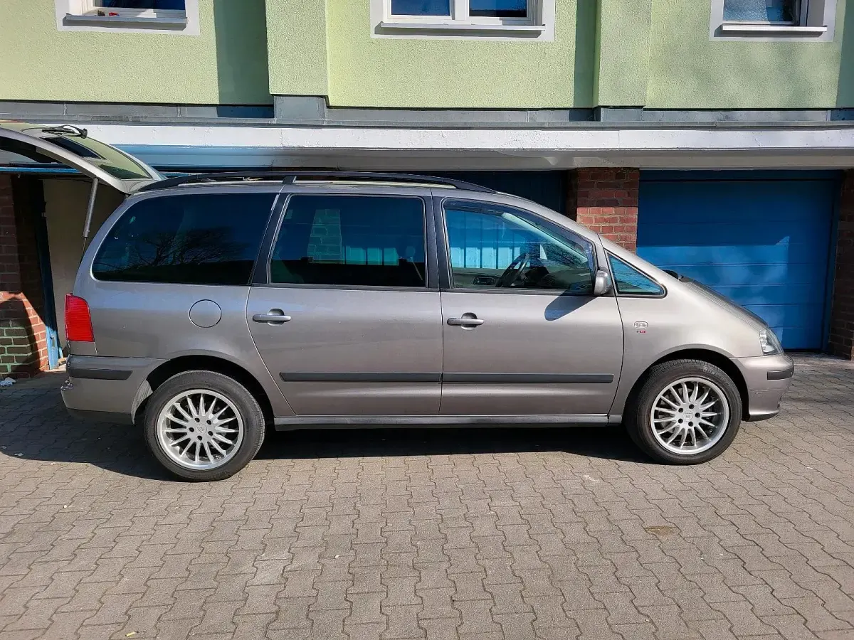 Gebraucht Seat Alhambra 140 PS (102 kW) 2008 Grau Van / Kleinbus